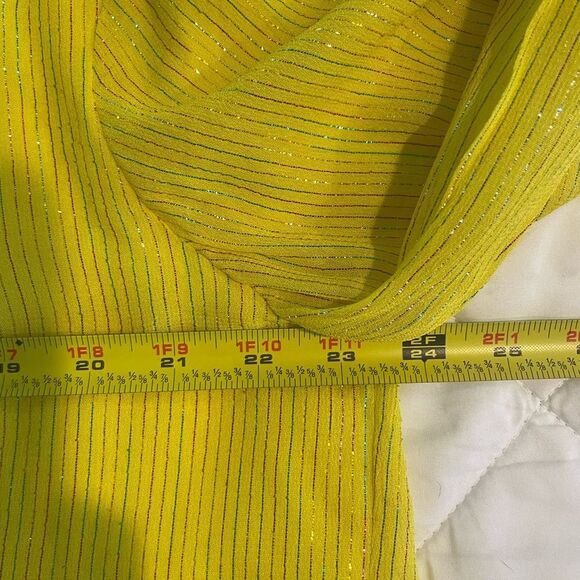 Ciebon Yellow Blouse with Metallic Accent Size Medium - Picture 5 of 8